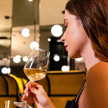 Gate Twenty Two Boutique Otel