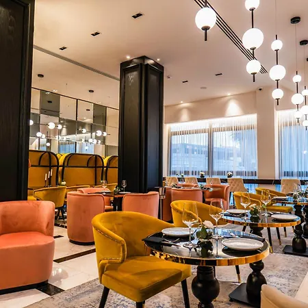 Gate Twenty Two Boutique 4*