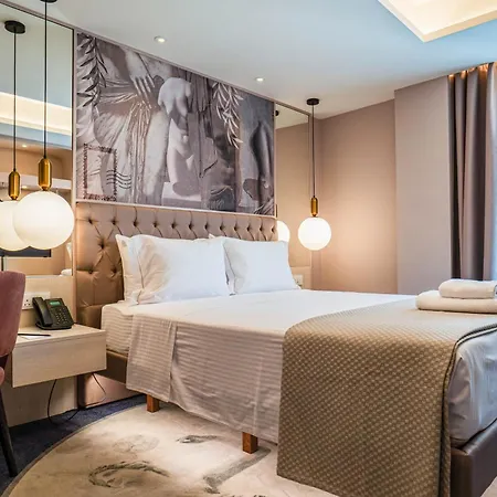 Gate Twenty Two Boutique Hotel 4*