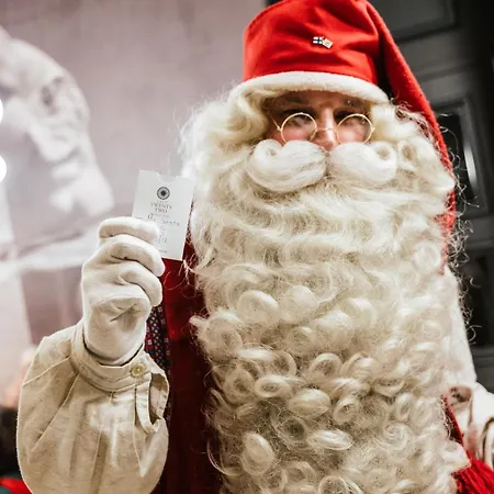 Gate Twenty Two Boutique Otel