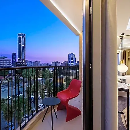 Gate Twenty Two Boutique 4*