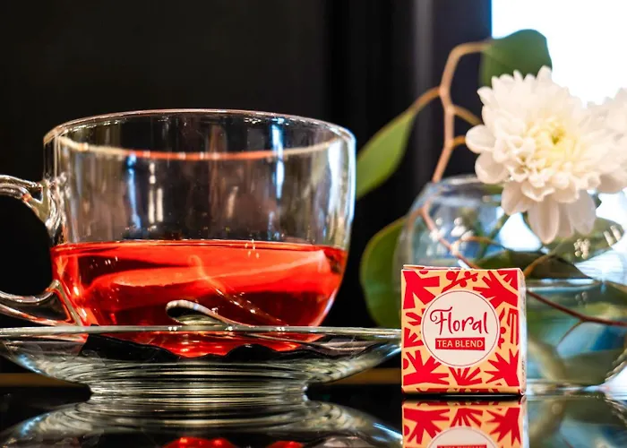 Gate Twenty Two Boutique 4*