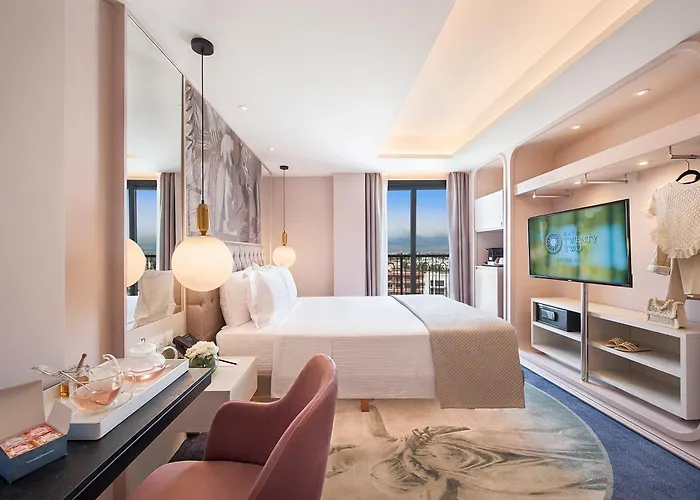 Gate Twenty Two Boutique 4* Nicosia