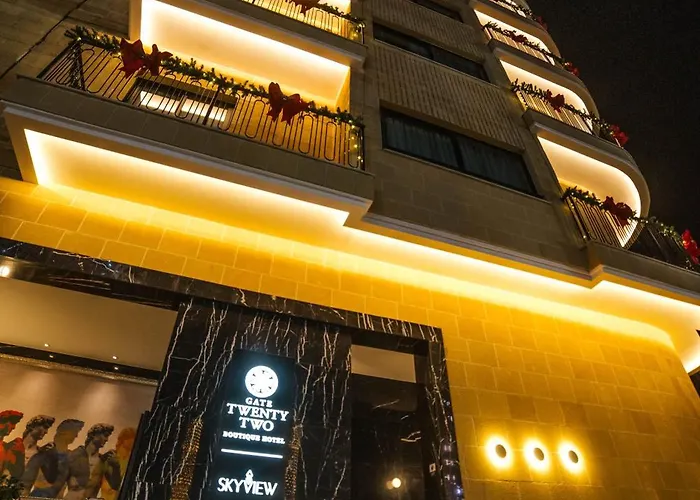 Gate Twenty Two Boutique 4*