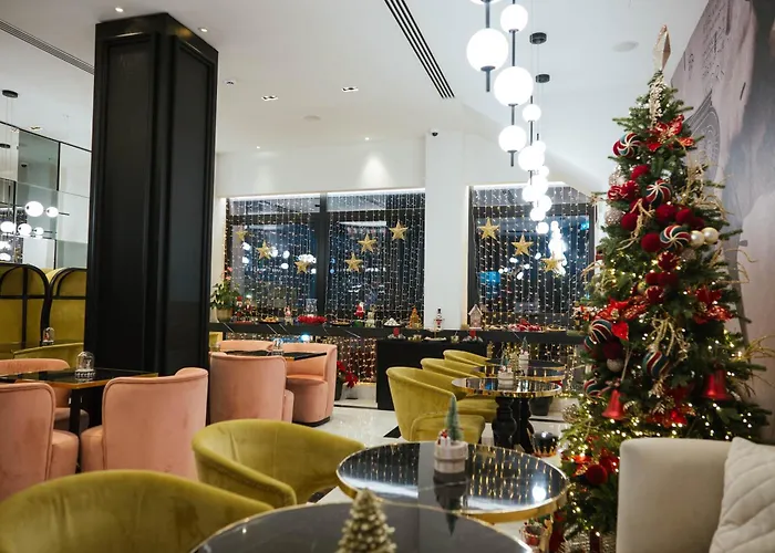 Gate Twenty Two Boutique 酒店 4*