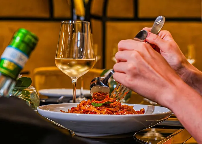 Gate Twenty Two Boutique نيقوسيا